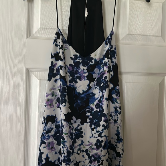 EUC flowy top from Express - Picture 1 of 2